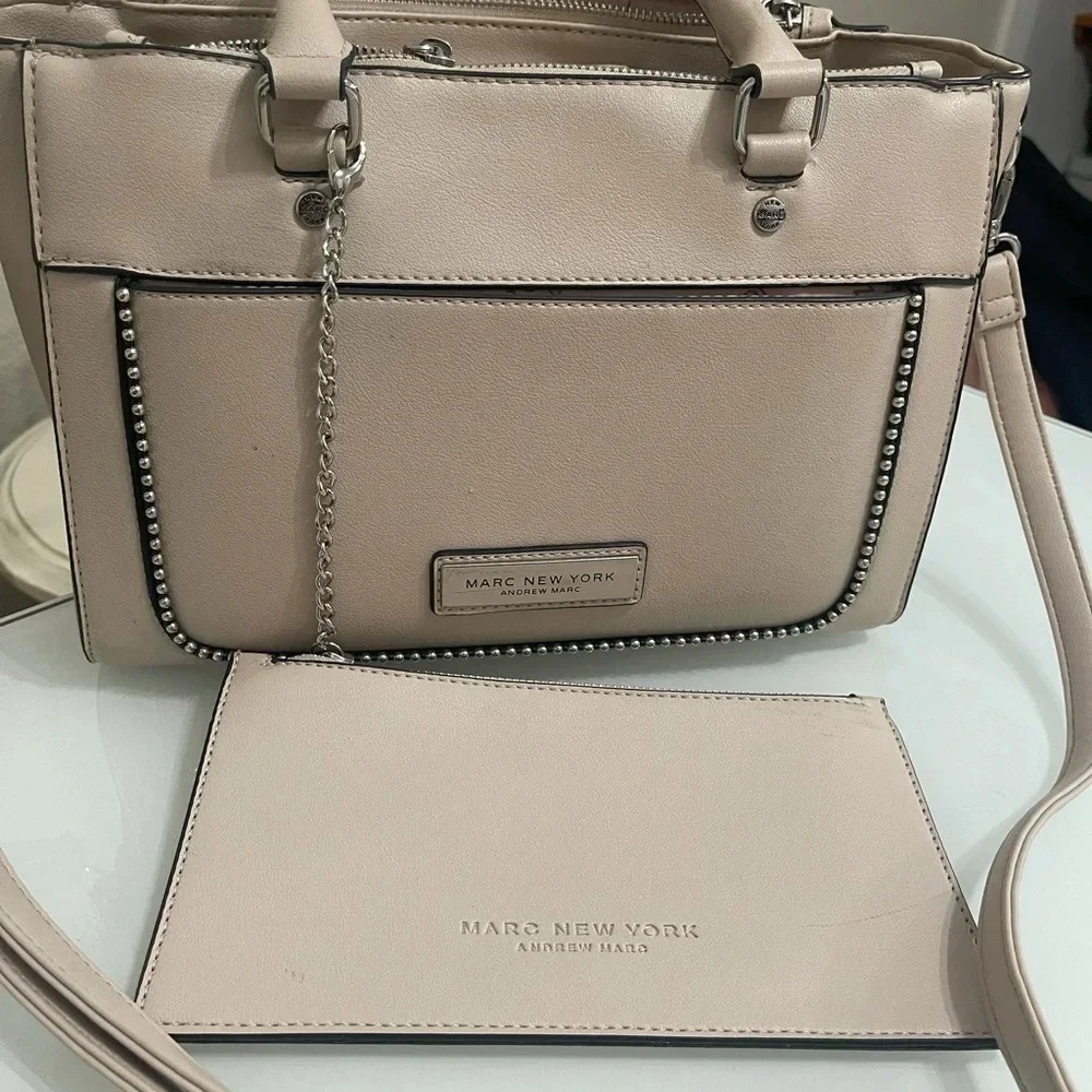 Marc New York Handbag 3 in 1 (handbag, crossbody and wristlet) - Picture 2 of 16